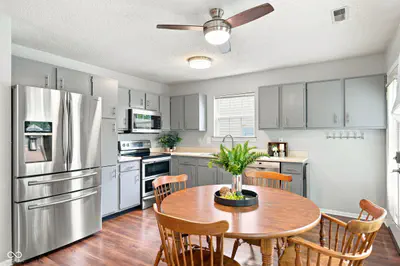 2915 Driving Wind Way, Indianapolis - 9