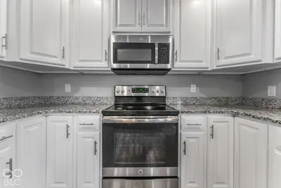 1521 Robin Hood Drive, Seymour - 16
