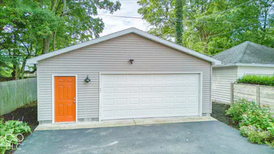 435 E 49th Street, Indianapolis - 60