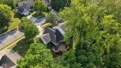 9801 Logan Lane, Fishers - 30