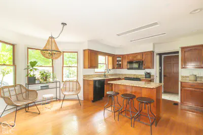 3805 Village Drive, New Palestine - 7