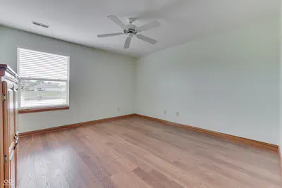 2063 Pelican, Franklin - 20