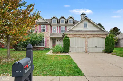 13044 Brookdale Drive, Fishers