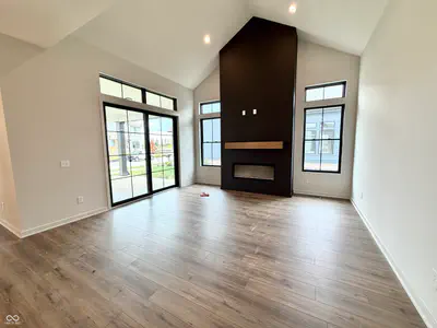 17292 Newton Main Street, Westfield - 2