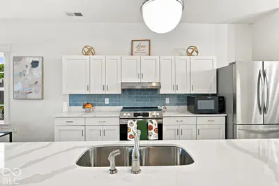 2053 Ralston Avenue, Indianapolis - 11