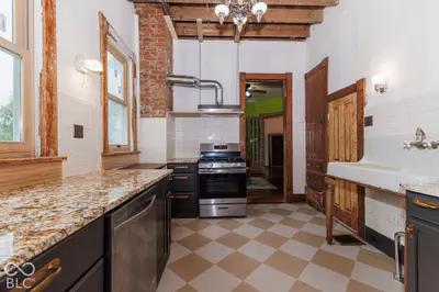 401 7th Street, Muncie - 36