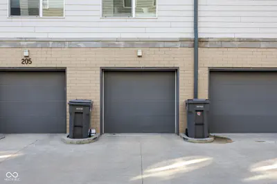 727 Illinois Street, Indianapolis - 26