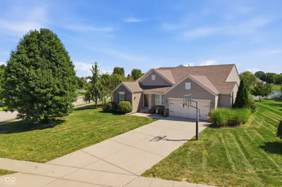 2225 Silver Rose Drive, Avon - 3