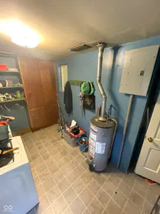 501 Chestnut, Seymour - 18