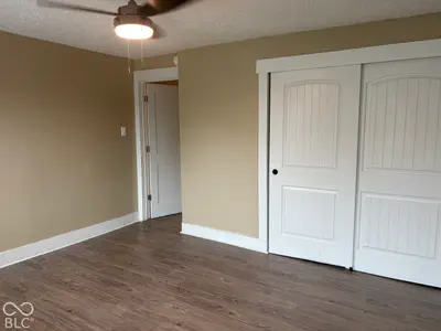 15 E Palmer Street, Indianapolis - 16