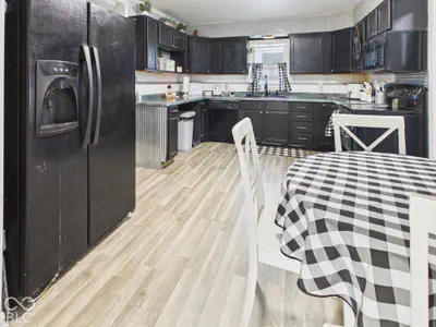921 W 4th Street, Anderson - 7