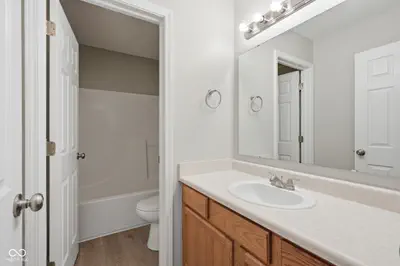 5320 Sandwood Drive, Indianapolis - 34