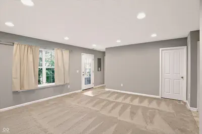 9056 Ramapo Drive, Fishers - 3