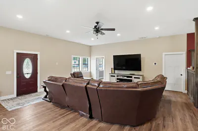 604 5th Street, Burlington - 7