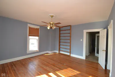404 Main, Tipton - 21