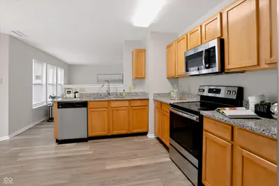 12882 Old Glory Drive, Fishers - 17
