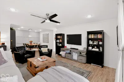 8720 Yardley Court, Indianapolis - 10