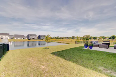 64 Sterling Place, New Whiteland - 50