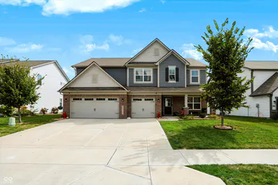 2447 Copperstone Drive, New Palestine - 30