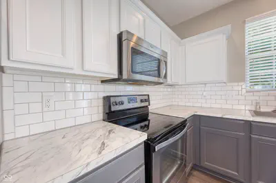 18184 Sadie Lane, Westfield - 17