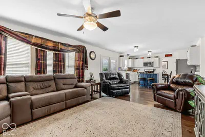 703 Trent Drive, Greenwood - 19