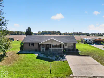 10847 Greendale Drive, Seymour - 33