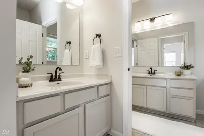 15542 Clearbrook Street, Westfield - 21