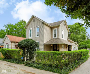 551 E Adams Street, Franklin