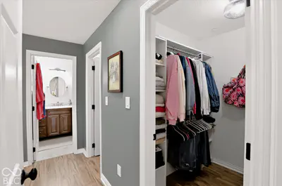 8720 Yardley Court, Indianapolis - 30