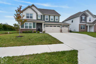 1190 Turner Trace, Avon