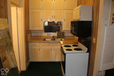 11 Bloomington Street, Greencastle - 14