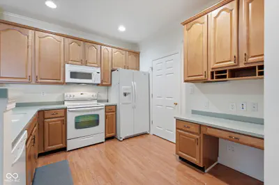 5210 Baltustrol Drive, Avon - 12