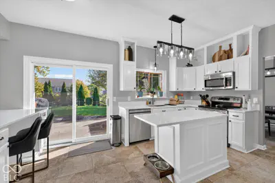 7567 Meadow Ridge Drive, Fishers - 13