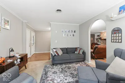 8301 Santa Barbara Drive, Muncie - 21