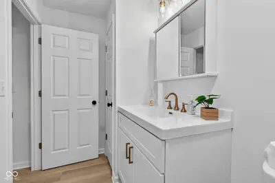 1201 N State Road 157, Bloomfield - 31