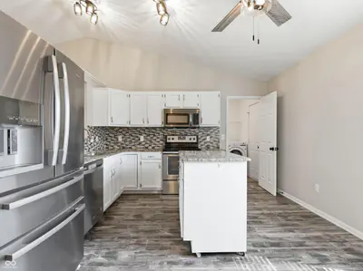 444 E Pine Ridge Drive, Westfield - 10