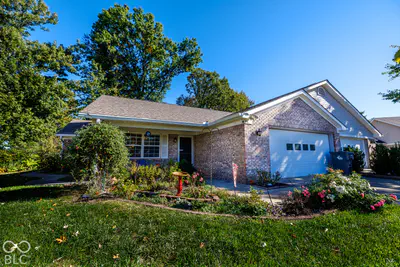 554 Cresthaven Drive, Indianapolis - 3
