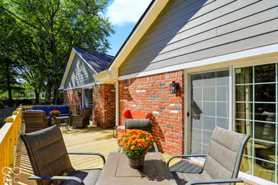 999 Shoreline Circle, Cicero - 40