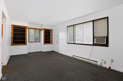 1612 Willis Drive, Bloomington - 4