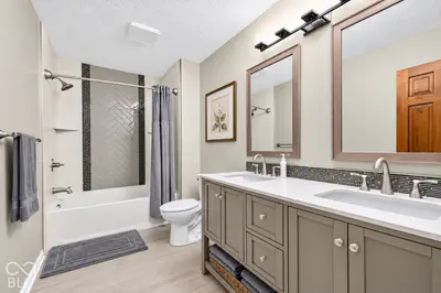951 Copperwood Drive, Carmel - 24