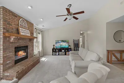 6039 Janel Circle, Indianapolis - 13