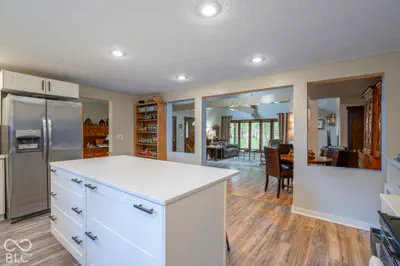 1744 1000, Fountaintown - 12