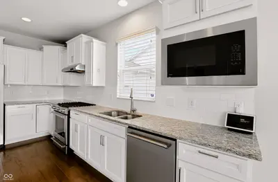 561 Harstad Boulevard, Westfield - 20