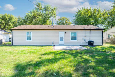 916 School Street, Greenfield - 2