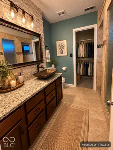 5884 Hollow Oak Trail, Carmel - 19
