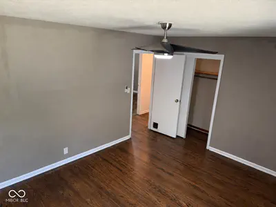 323 Hillsdale Drive, Bloomington - 9