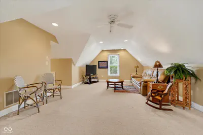 6132 Fox Court, Pendleton - 28