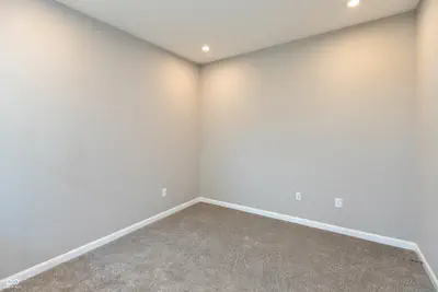 869 Rosebud Lane, Greenfield - 15