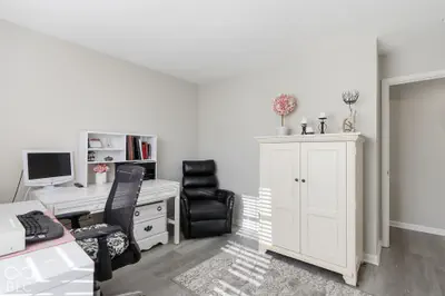 18931 Round Lake Road, Noblesville - 46