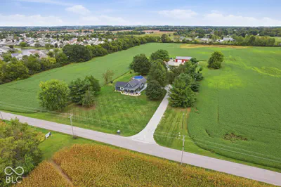6425 125 Road, Whiteland - 3